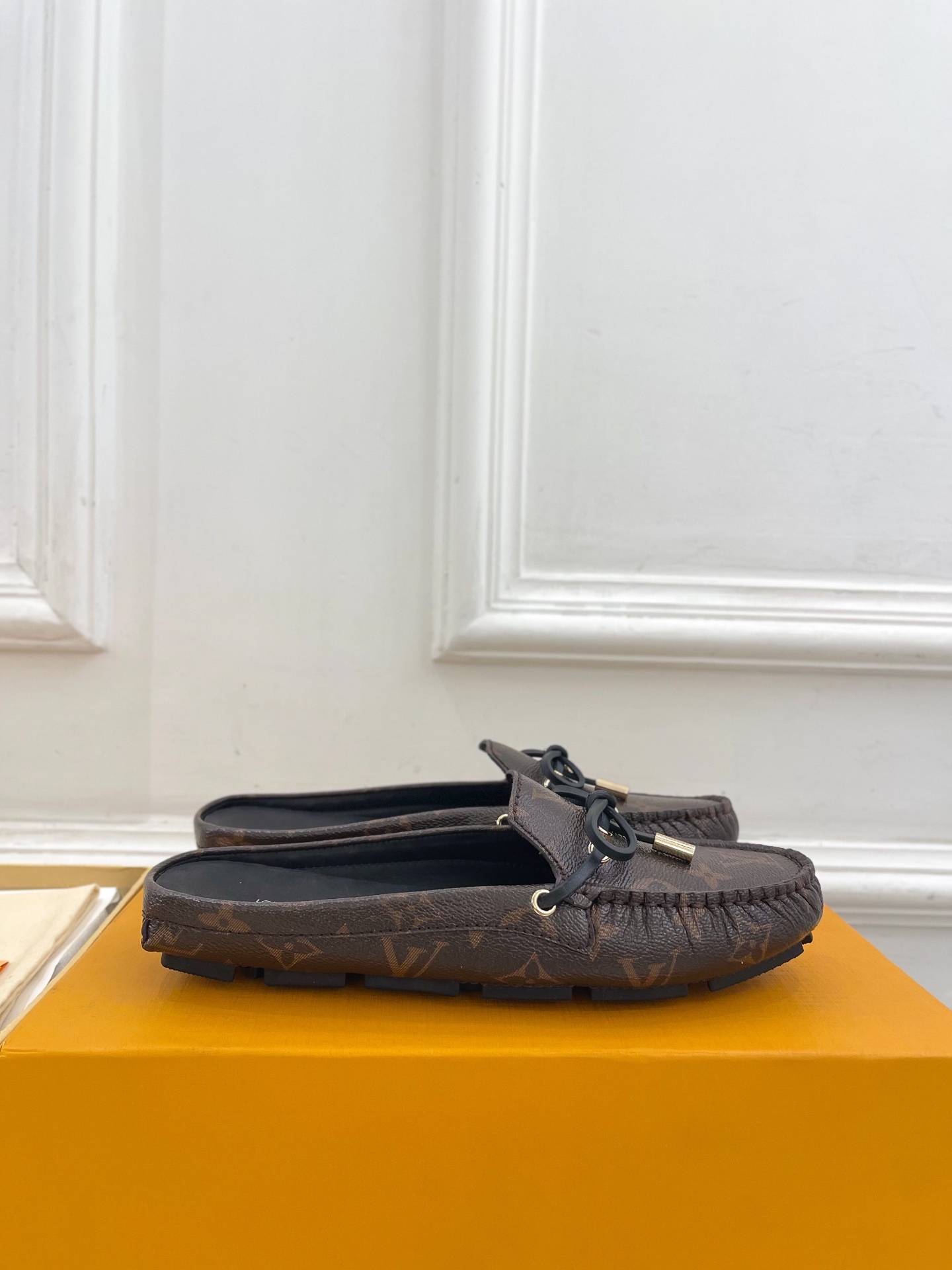 L Style Classic versatile bowknot loafers, half slippers