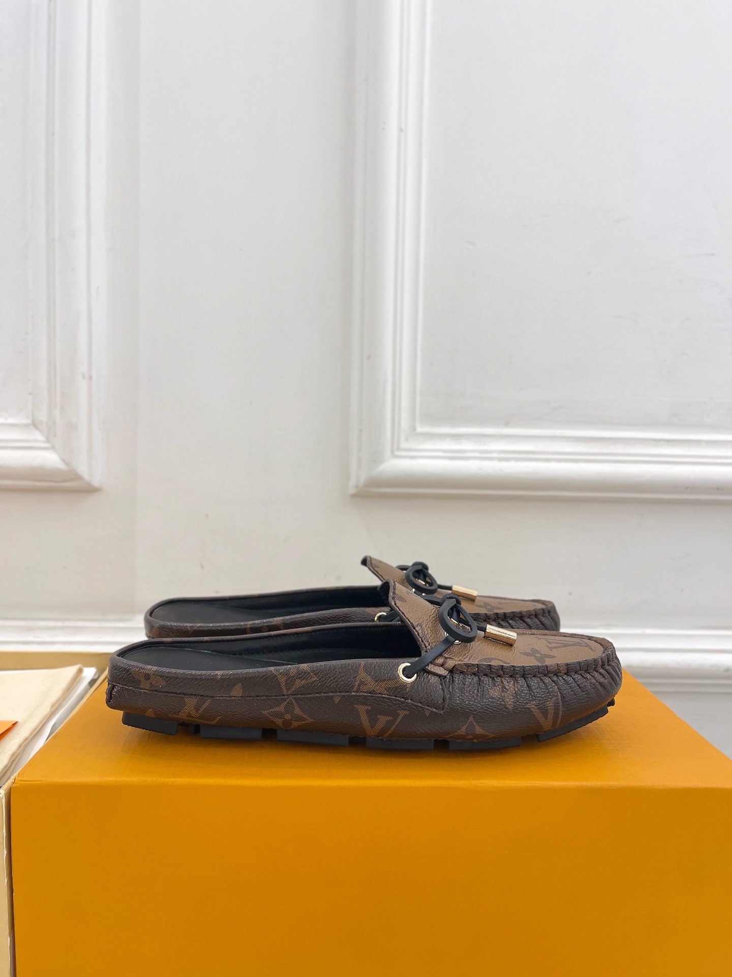 L Style Classic versatile bowknot loafers, half slippers