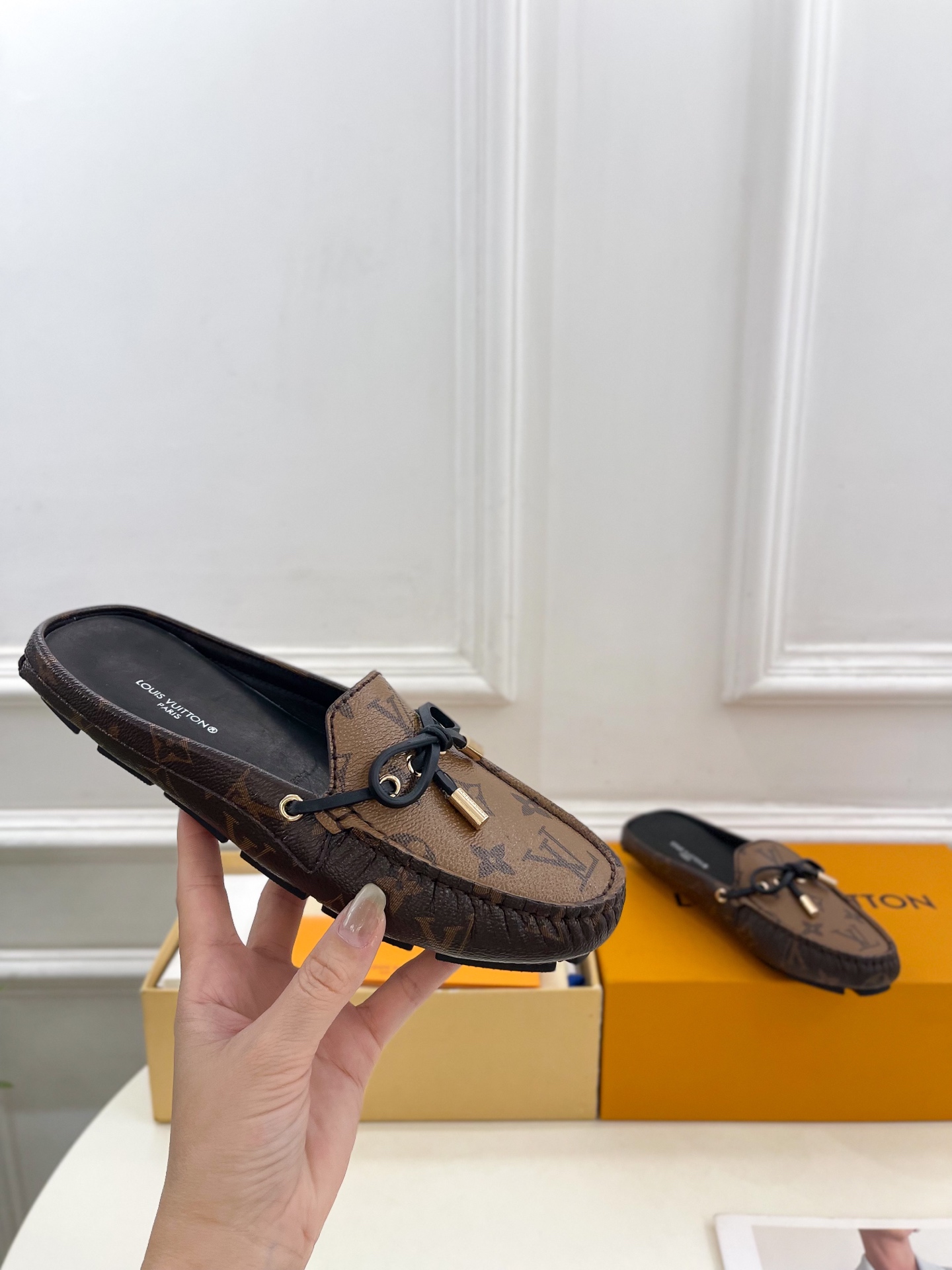 L Style Classic versatile bowknot loafers, half slippers