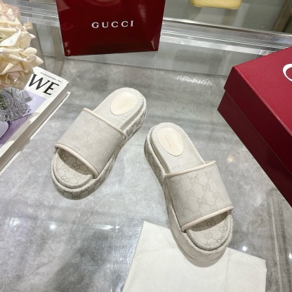 G Style thick-soled ladies slippers