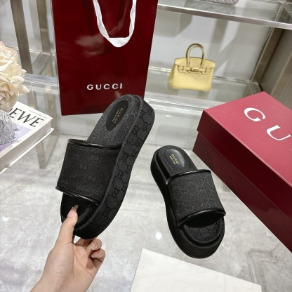 G Style thick-soled ladies slippers