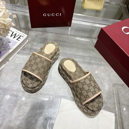 G Style thick-soled ladies slippers