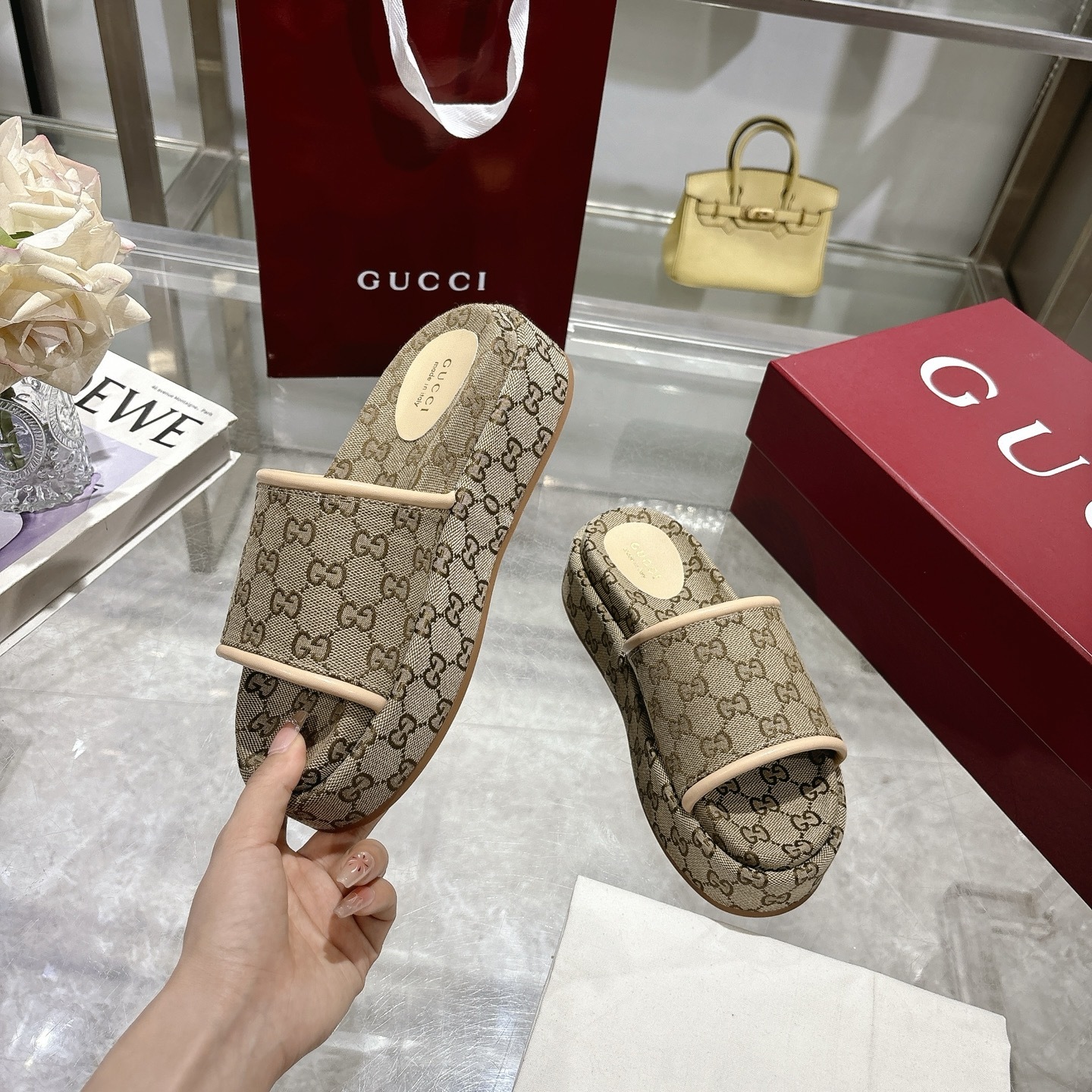 G Style thick-soled ladies slippers