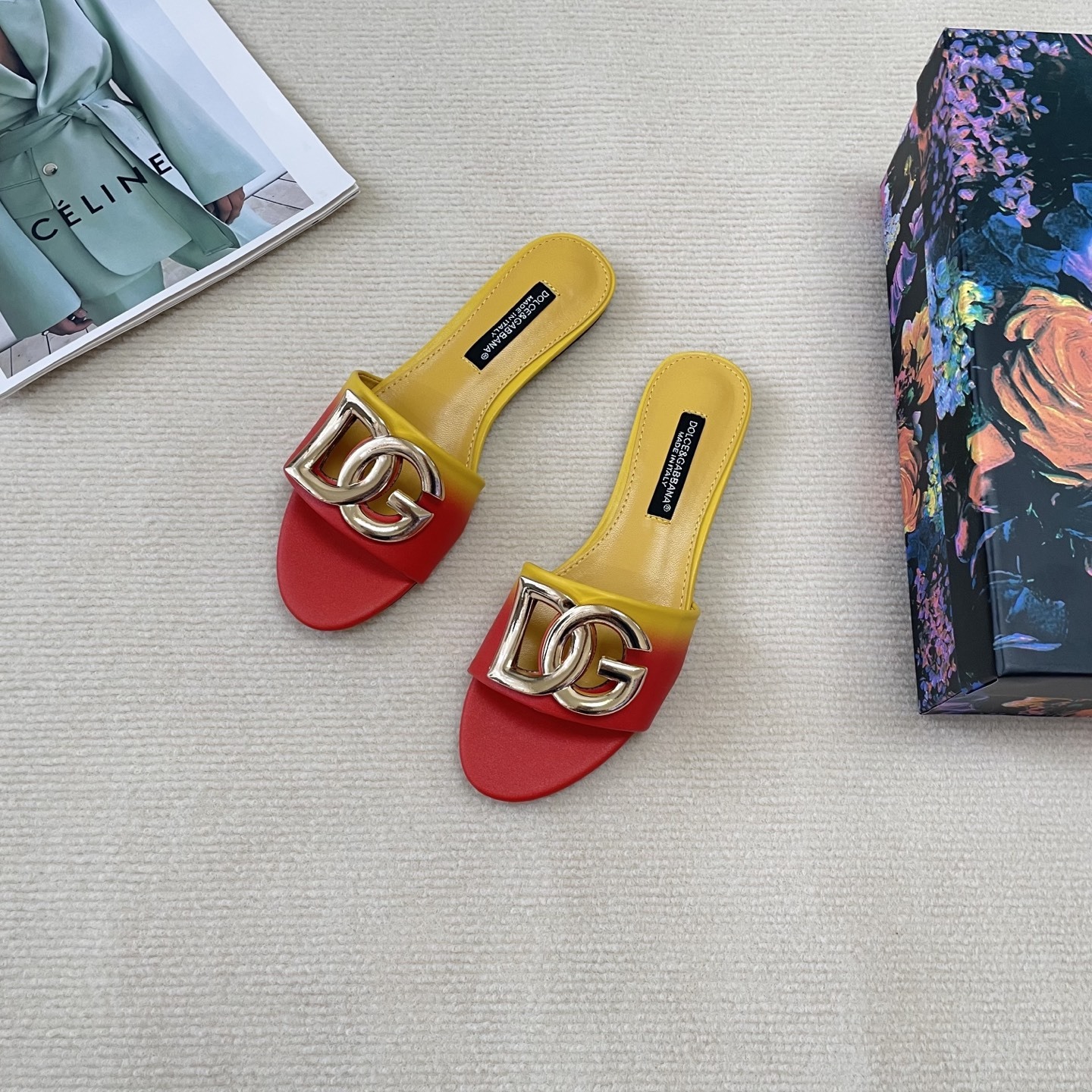 D Style gradient flat slippers