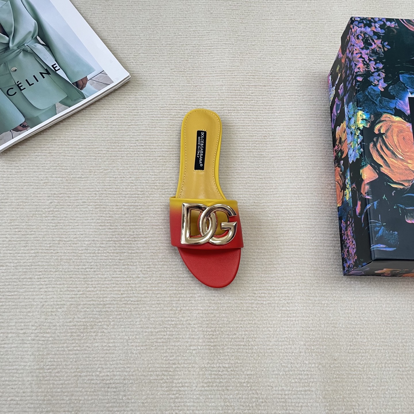 D Style gradient flat slippers