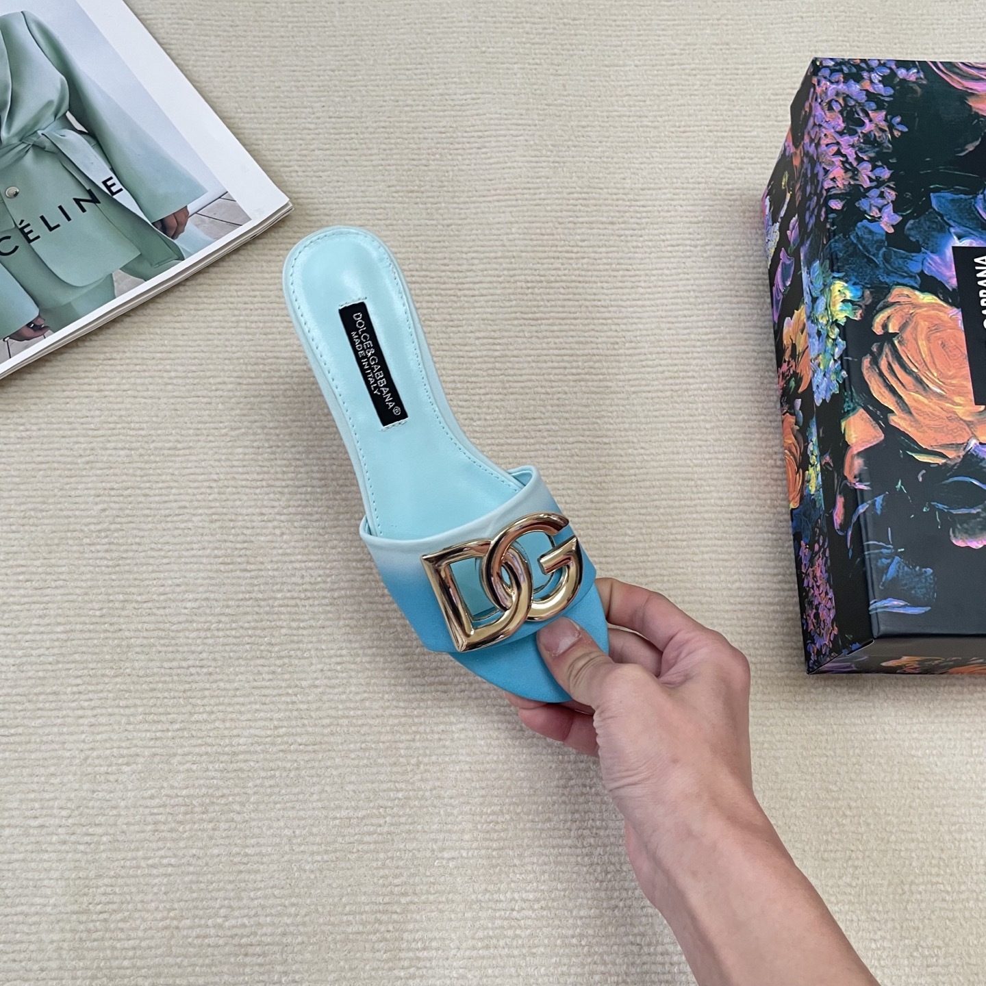 D Style gradient flat slippers