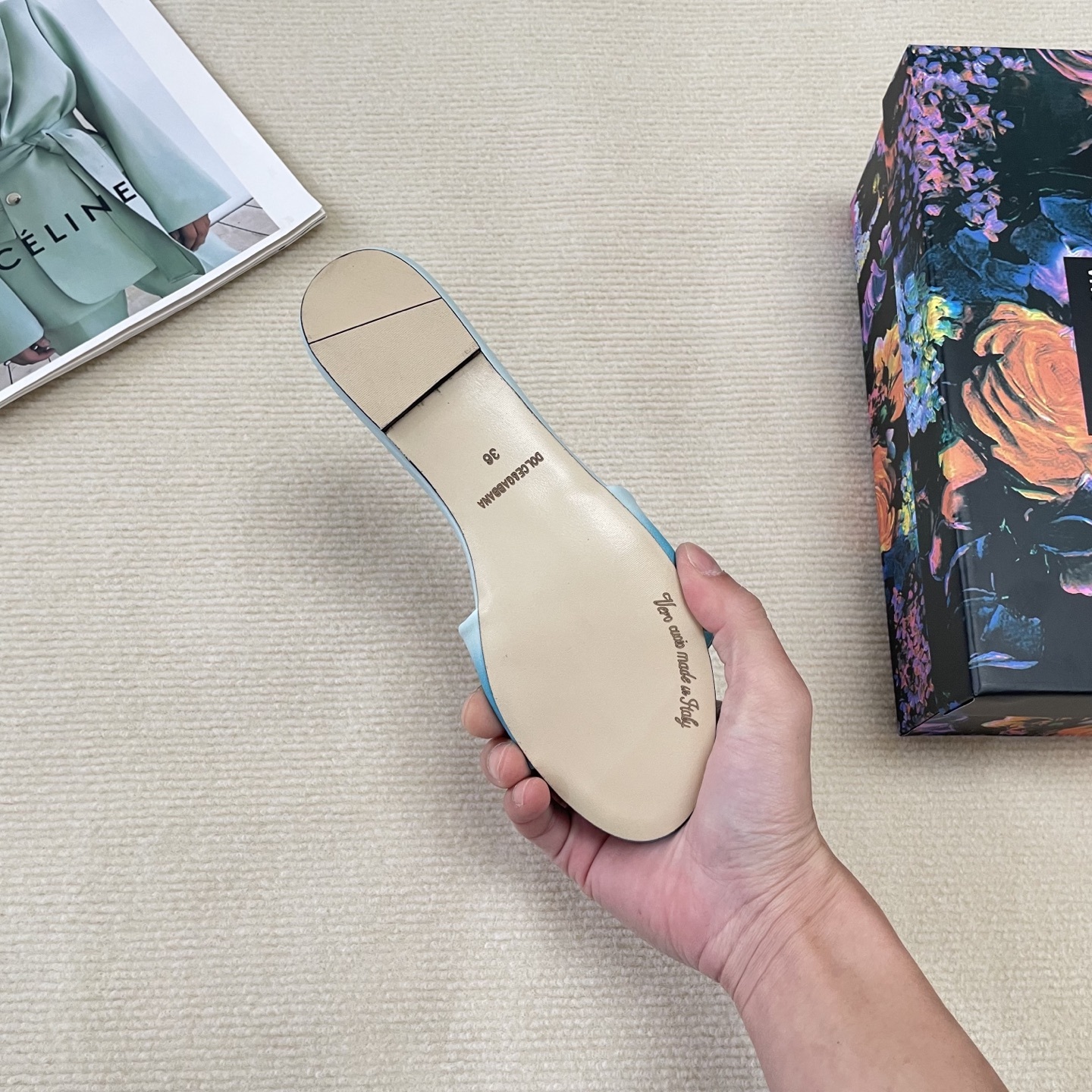 D Style gradient flat slippers