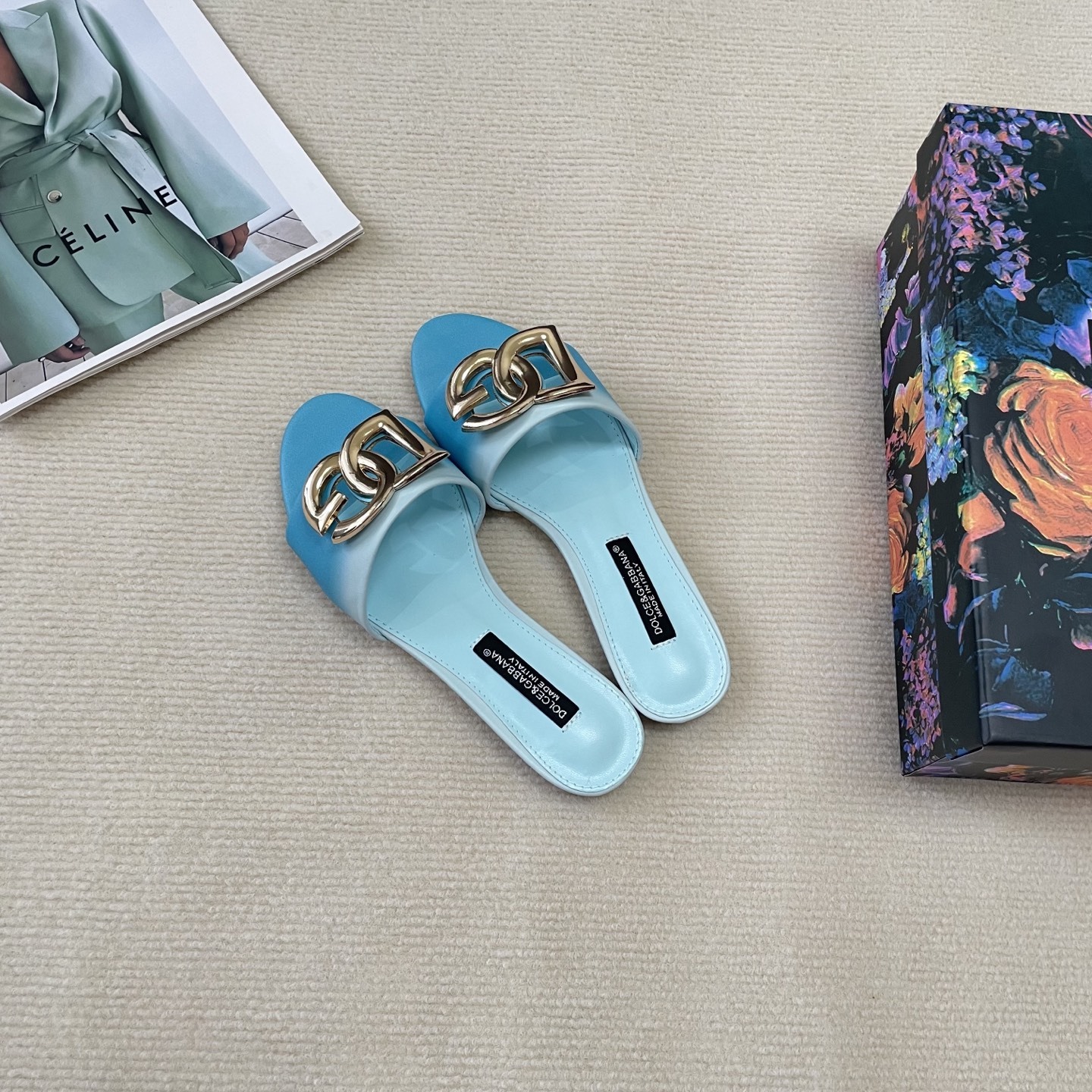 D Style gradient flat slippers