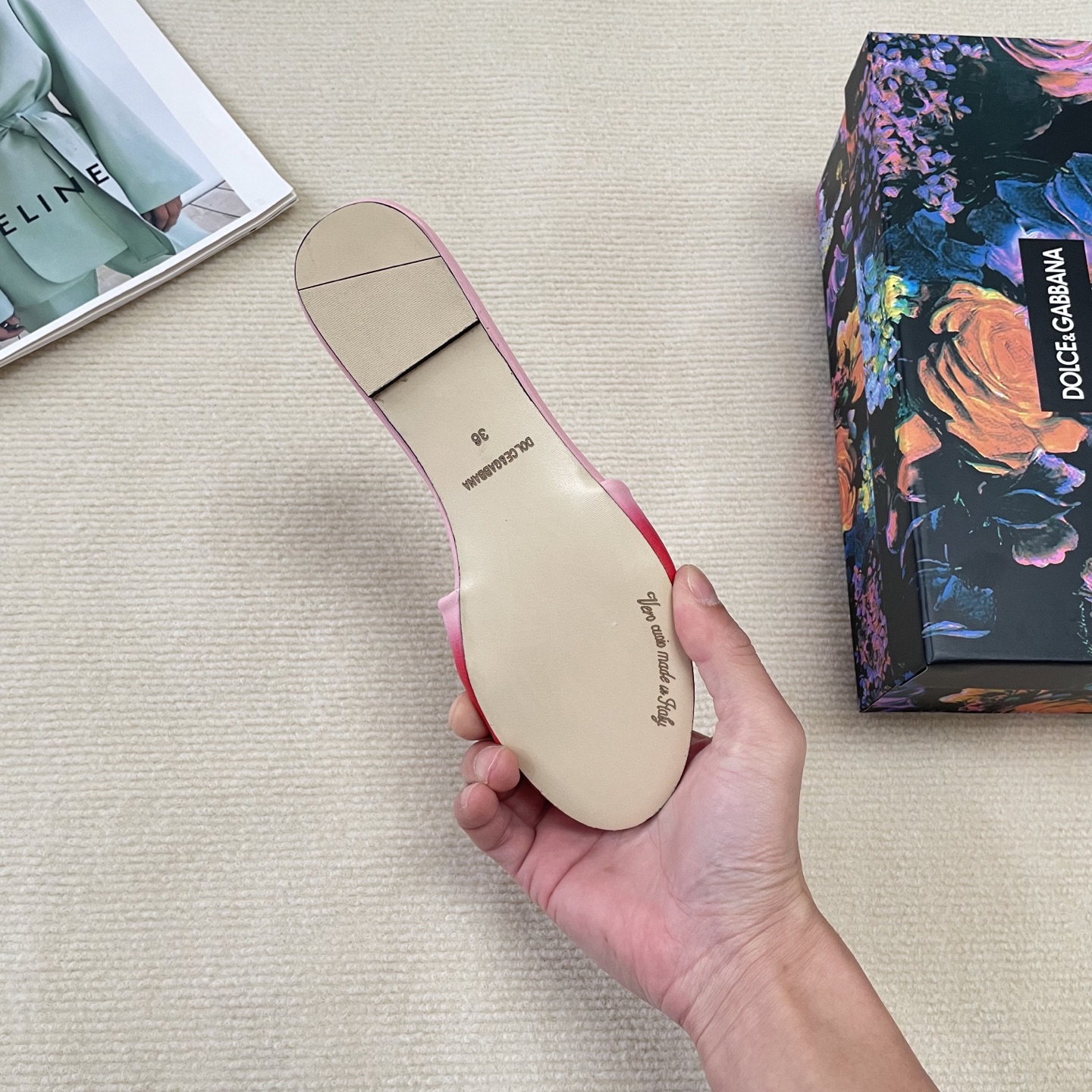 D Style gradient flat slippers