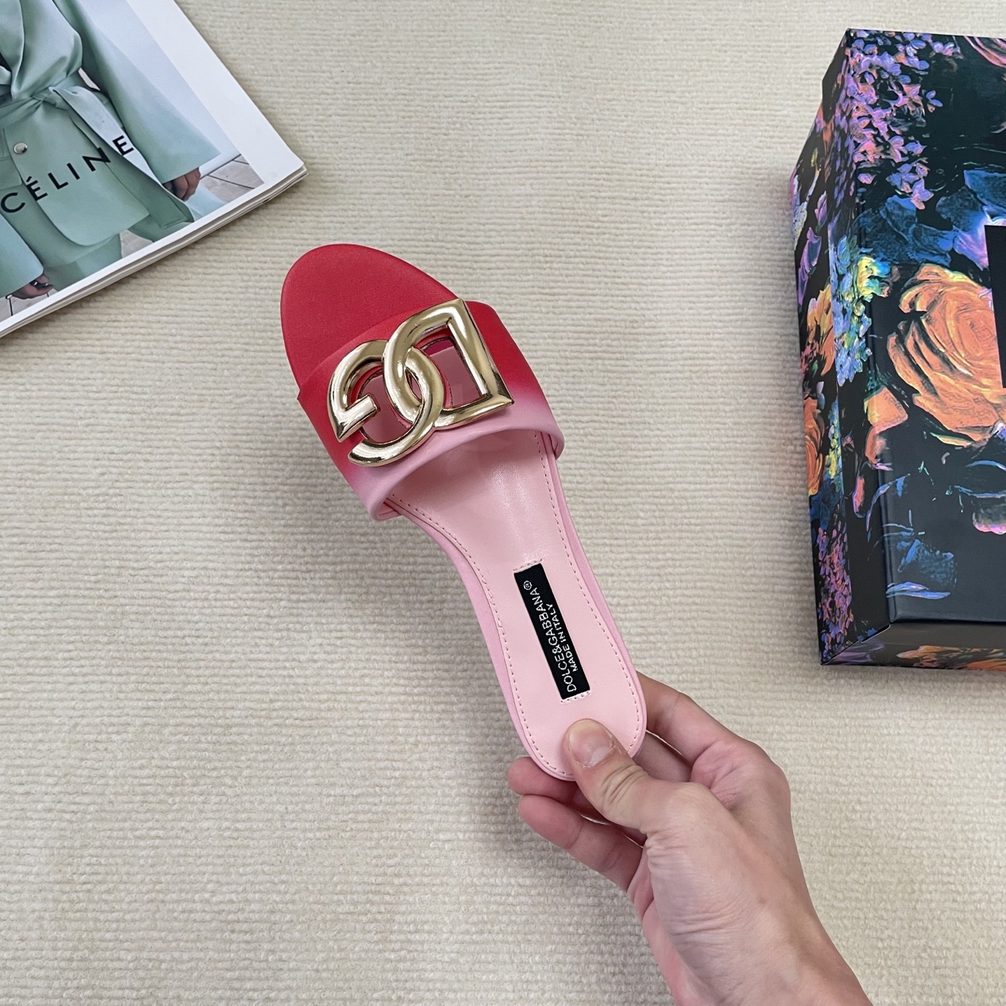 D Style gradient flat slippers