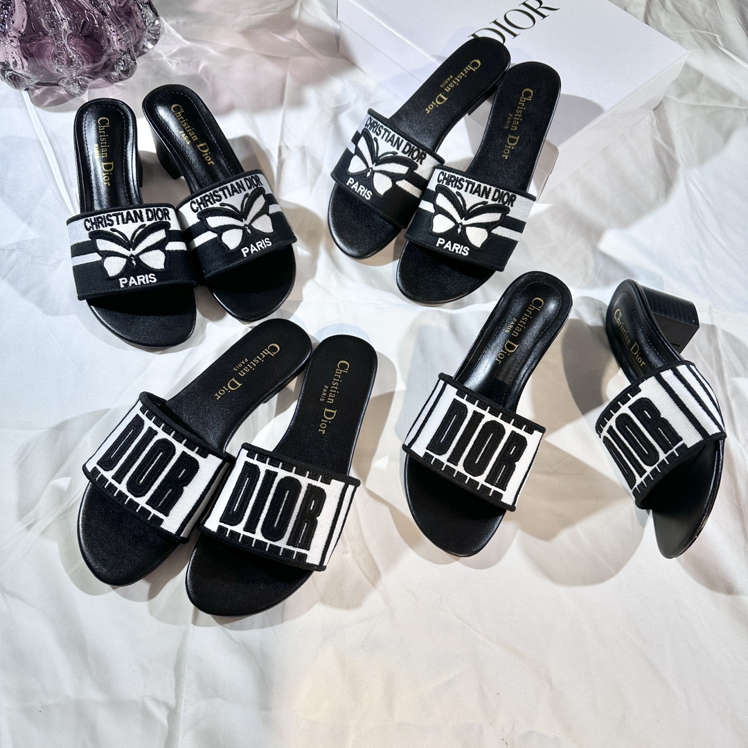 D Style 3D embroidery letters slippers 4.5cm