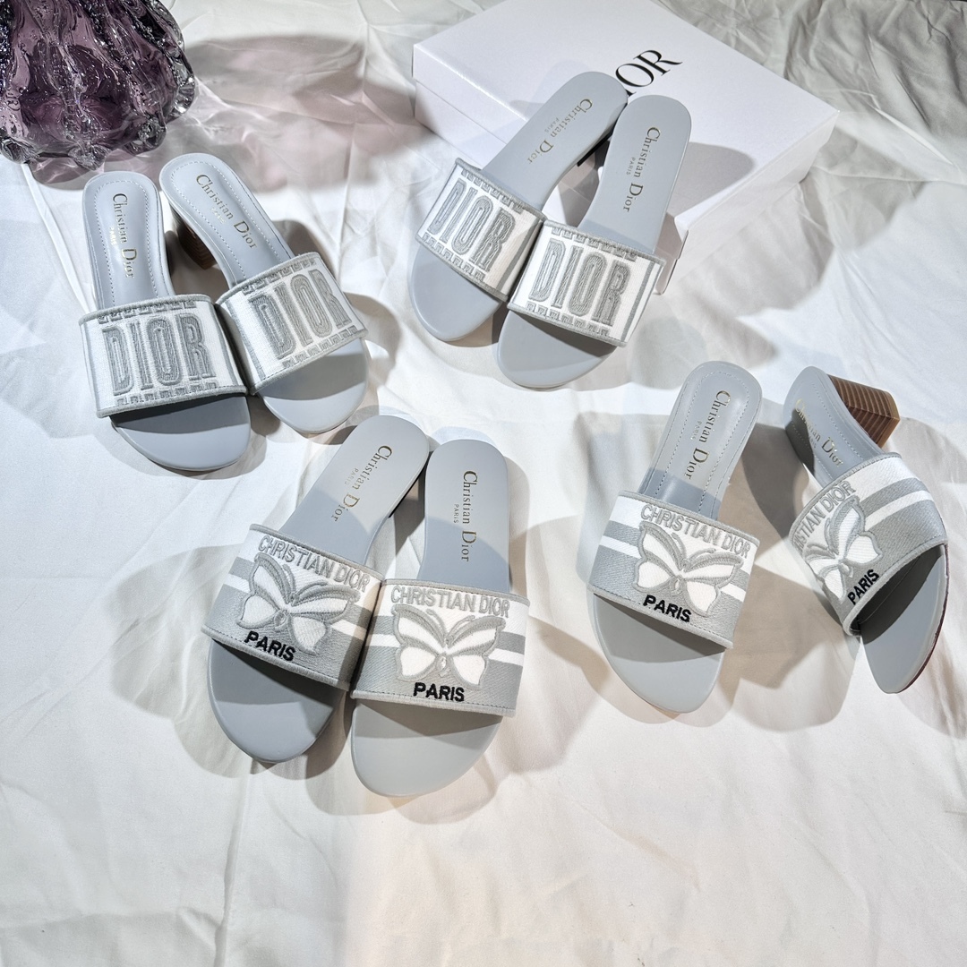 D Style 3D embroidery letters slippers 4.5cm