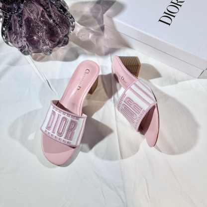 D Style 3D embroidery letters slippers 4.5cm