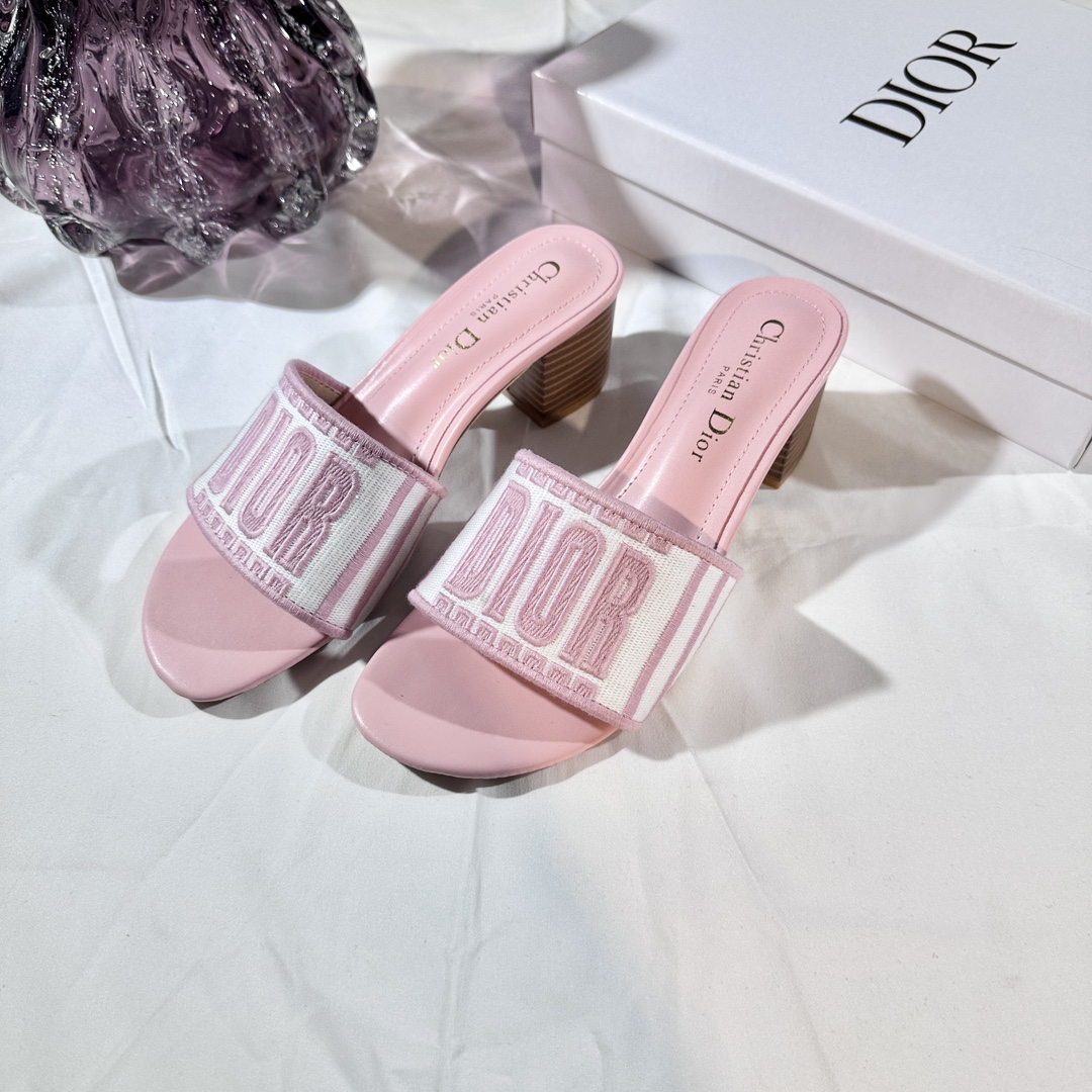 D Style 3D embroidery letters slippers 4.5cm