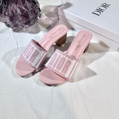 D Style 3D embroidery letters slippers 4.5cm