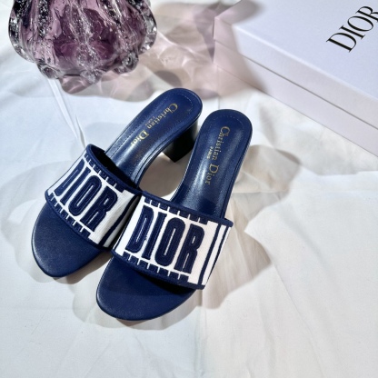 D Style 3D embroidery letters slippers 4.5cm