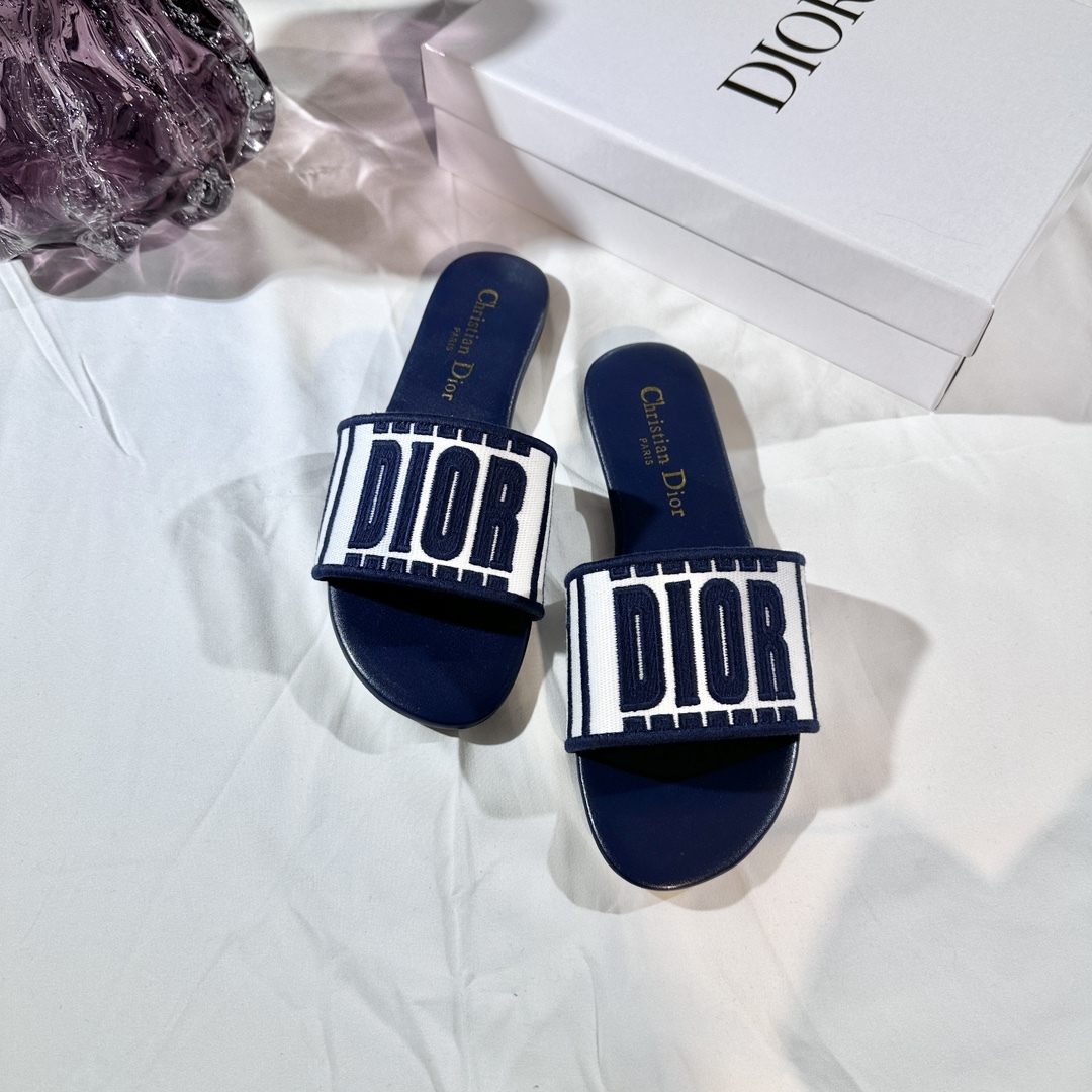 D Style 3D embroidery letters slippers Flats