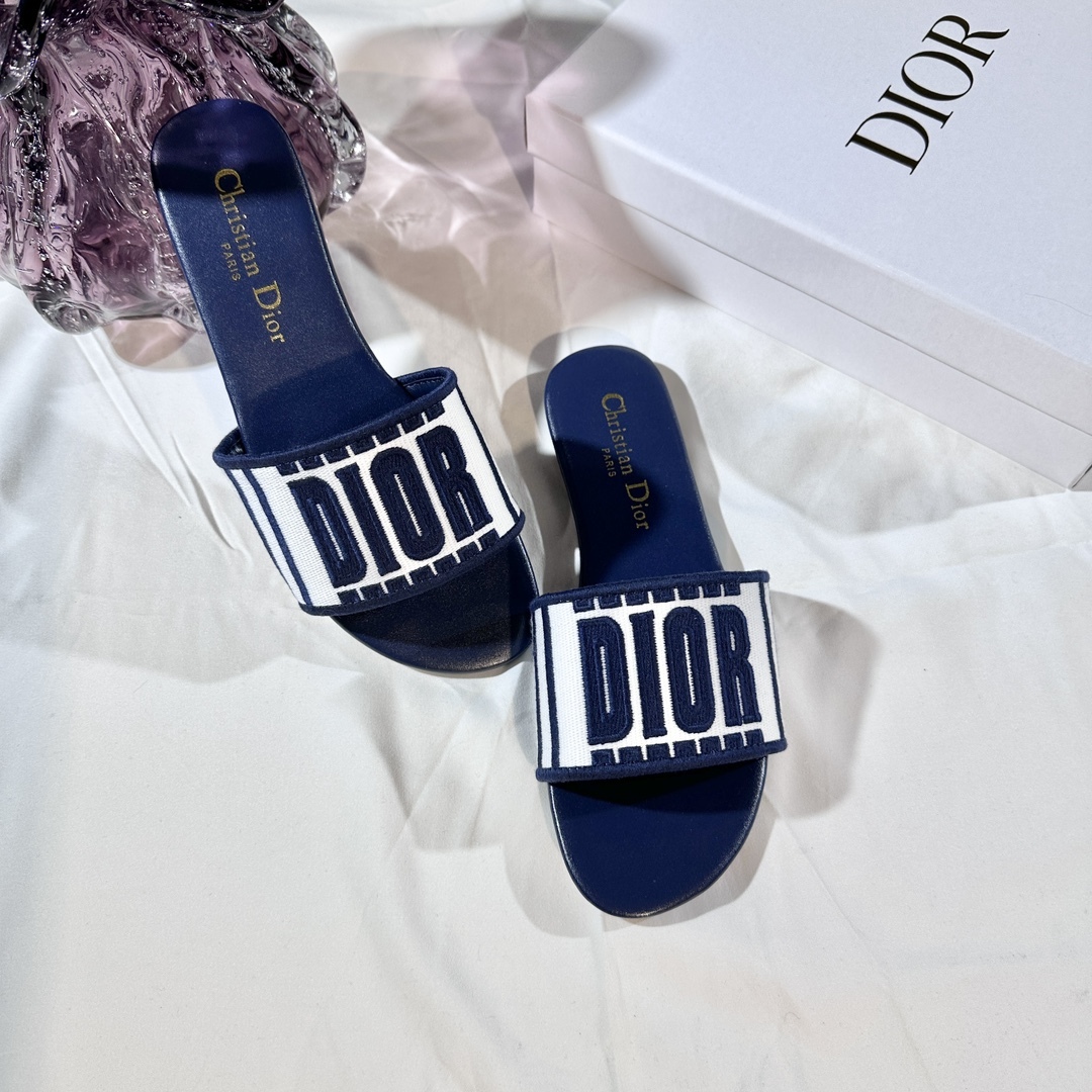 D Style 3D embroidery letters slippers Flats