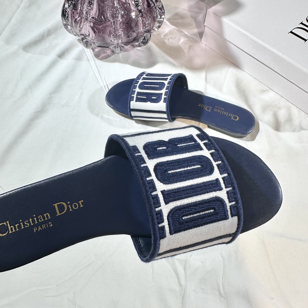 D Style 3D embroidery letters slippers Flats