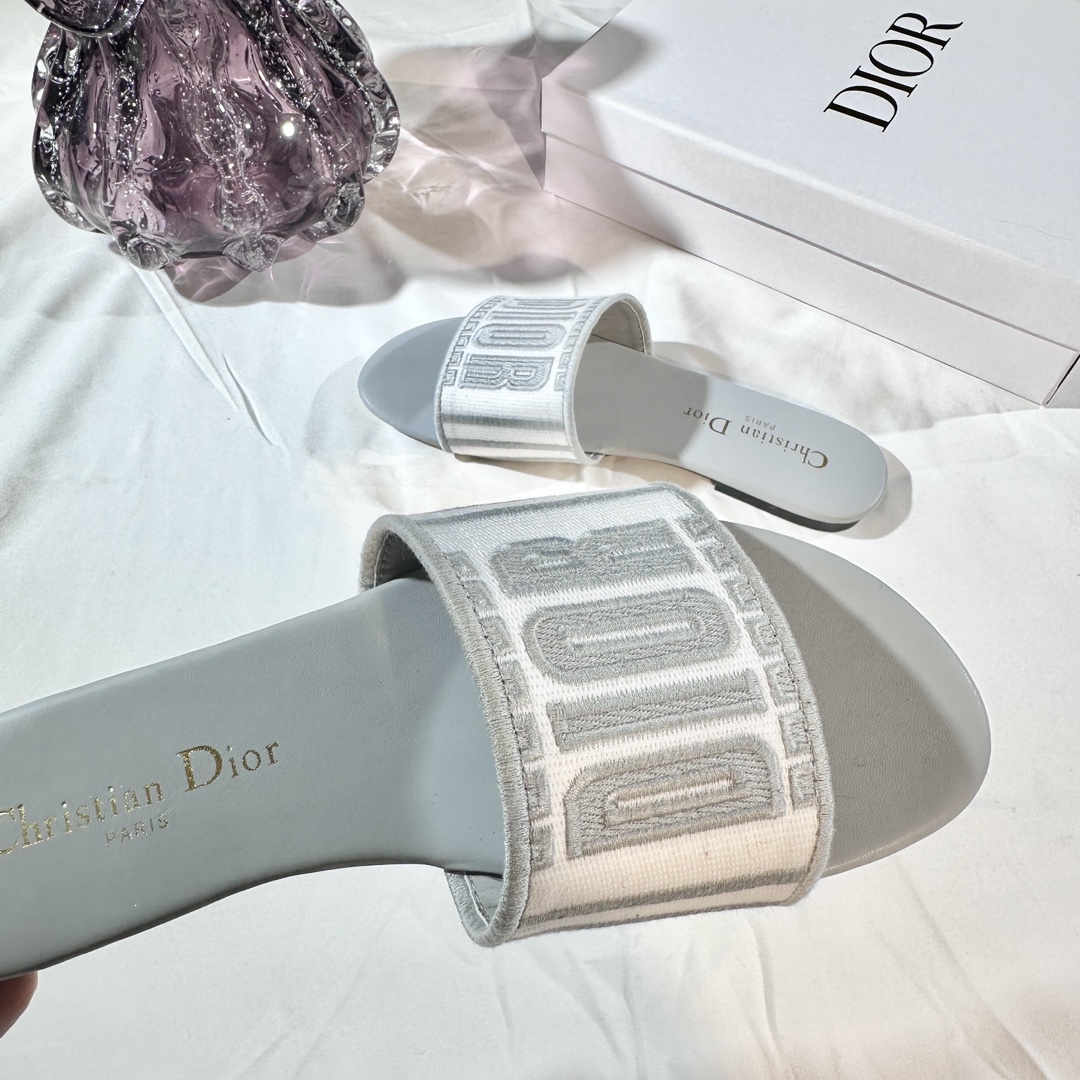 D Style 3D embroidery letters slippers Flats