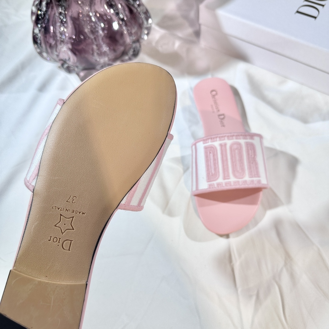 D Style 3D embroidery letters slippers Flats