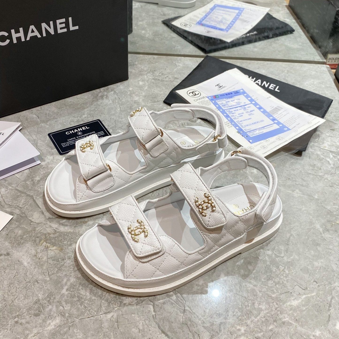 C Style diamond lattice Velcro full slippers beach slippers sandals