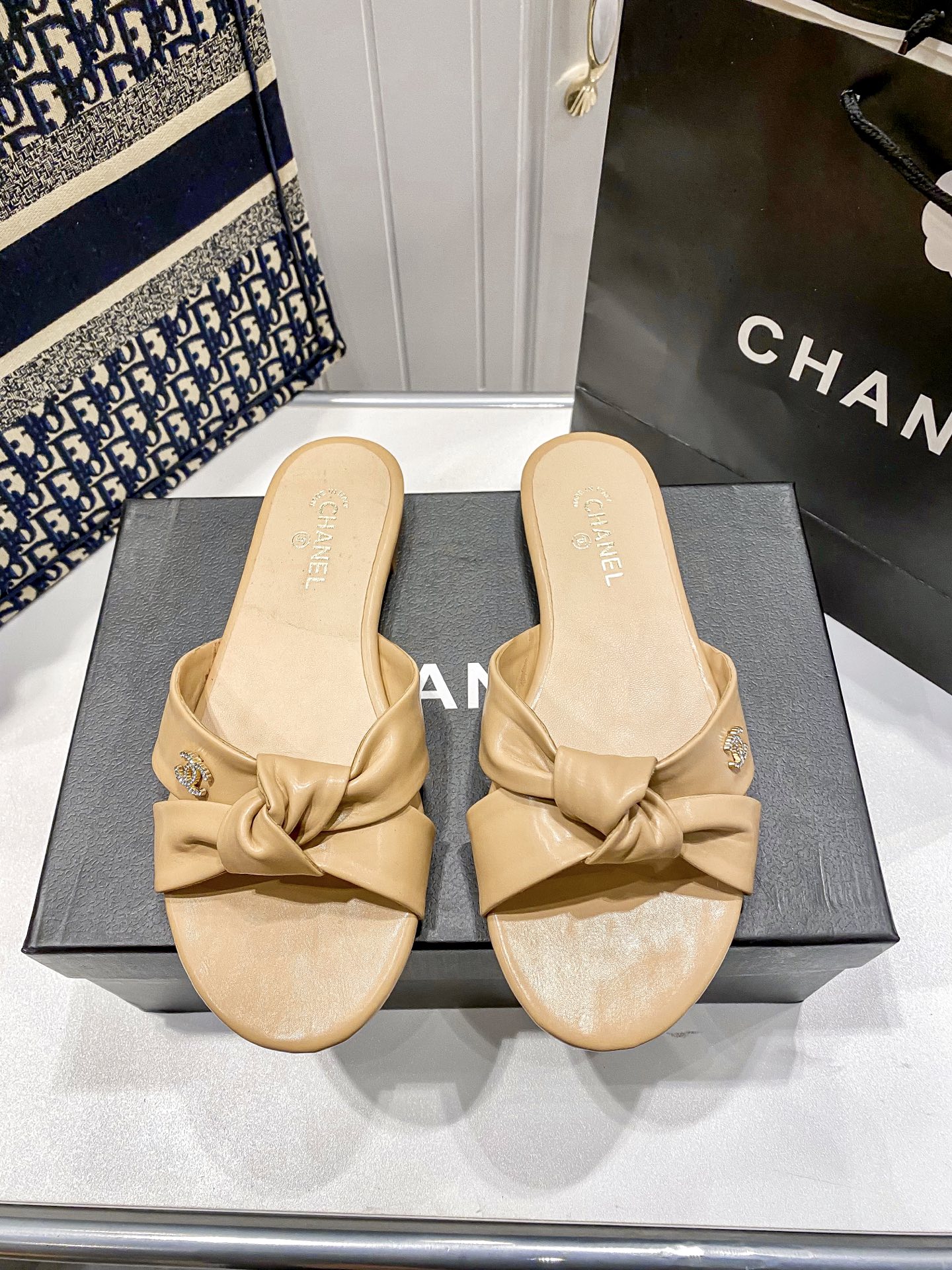 C Style bow flat slippers