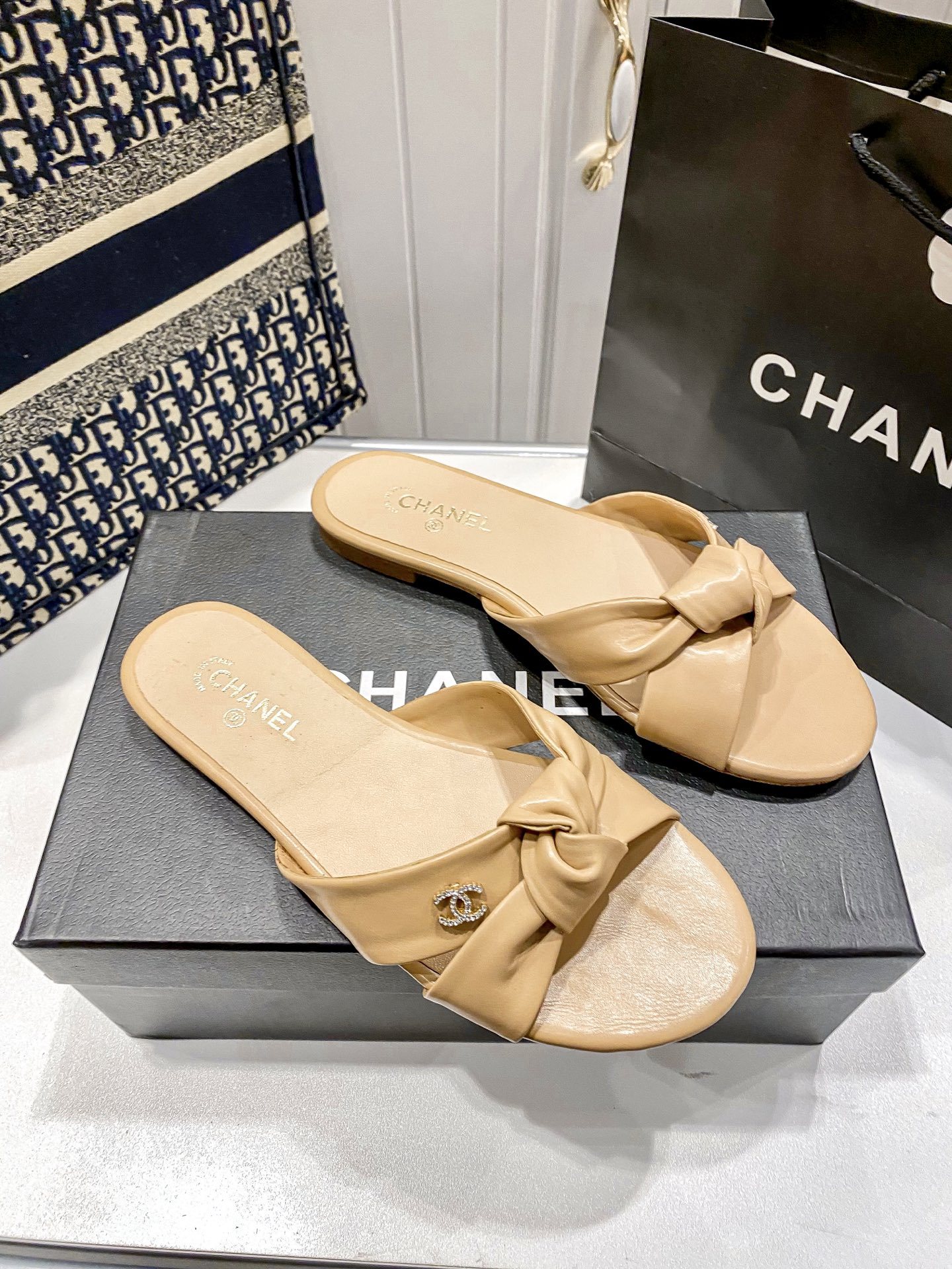 C Bowknot flat slippers Casual sandals