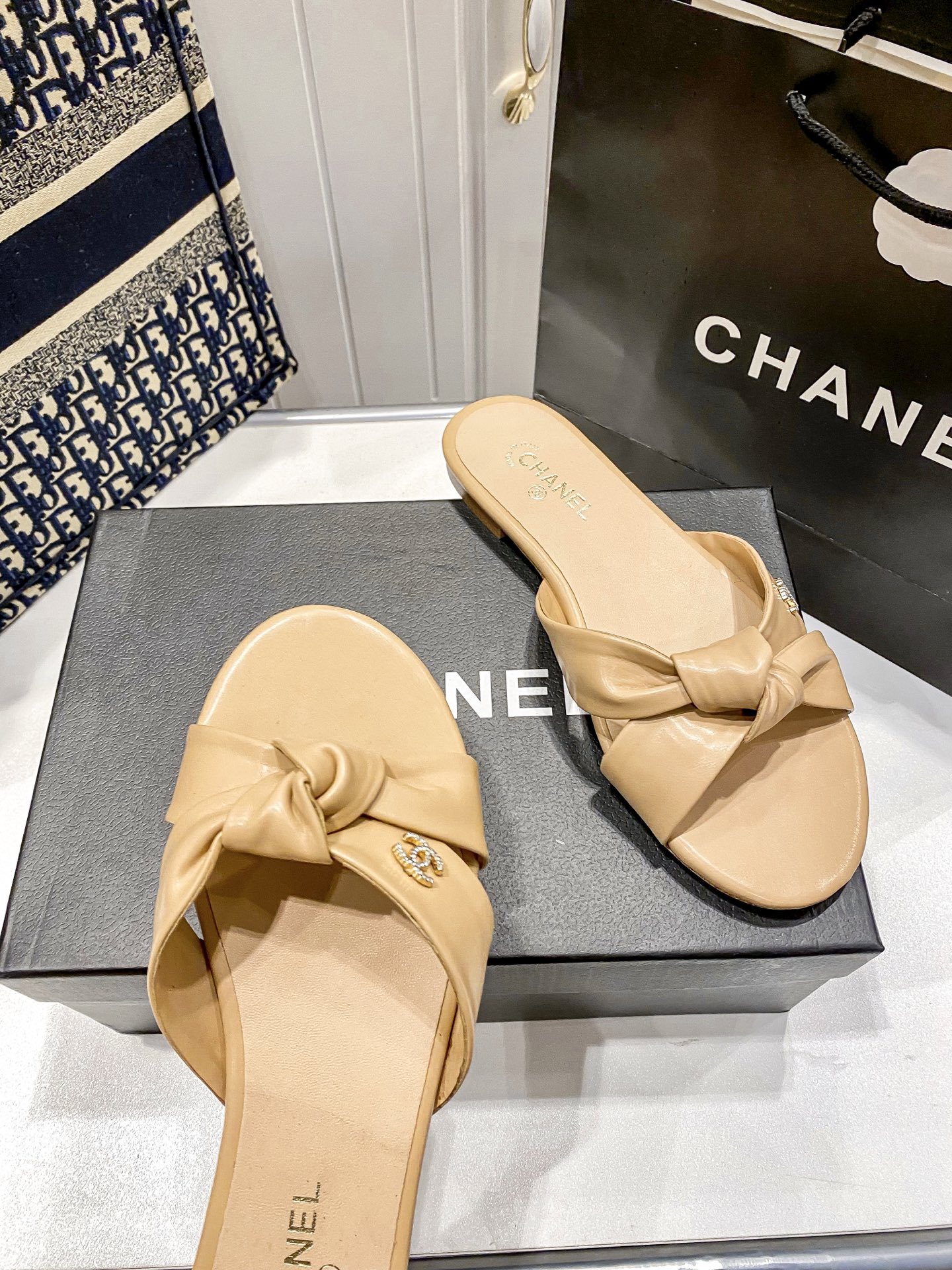 C Bowknot flat slippers Casual sandals