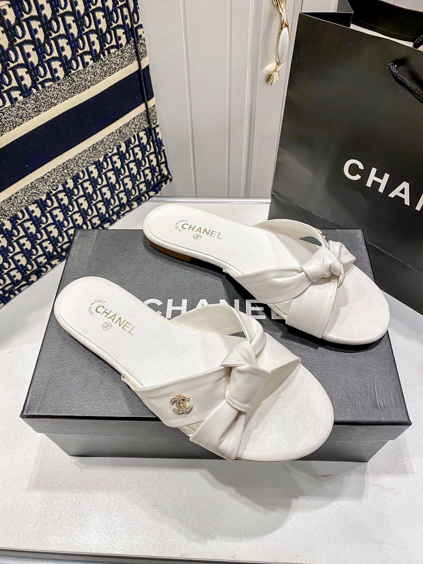 C Style bow flat slippers