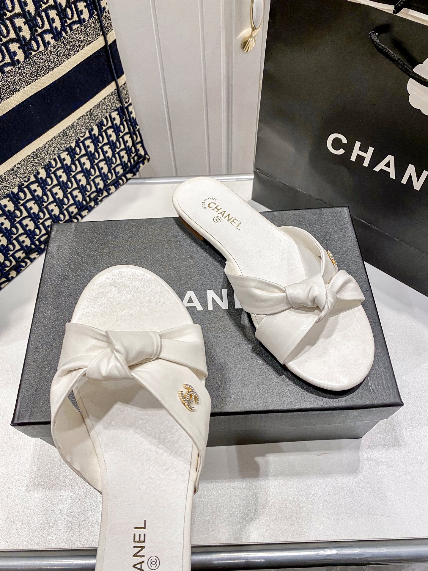 C Style bow flat slippers