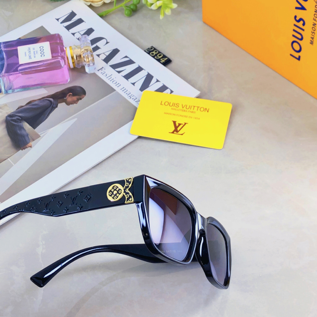L Style New Square Blush Sunglasses