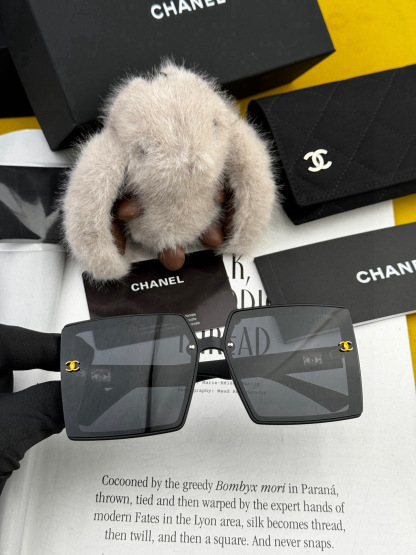 C Style 5250 Fashion Square Frame Sunglasses