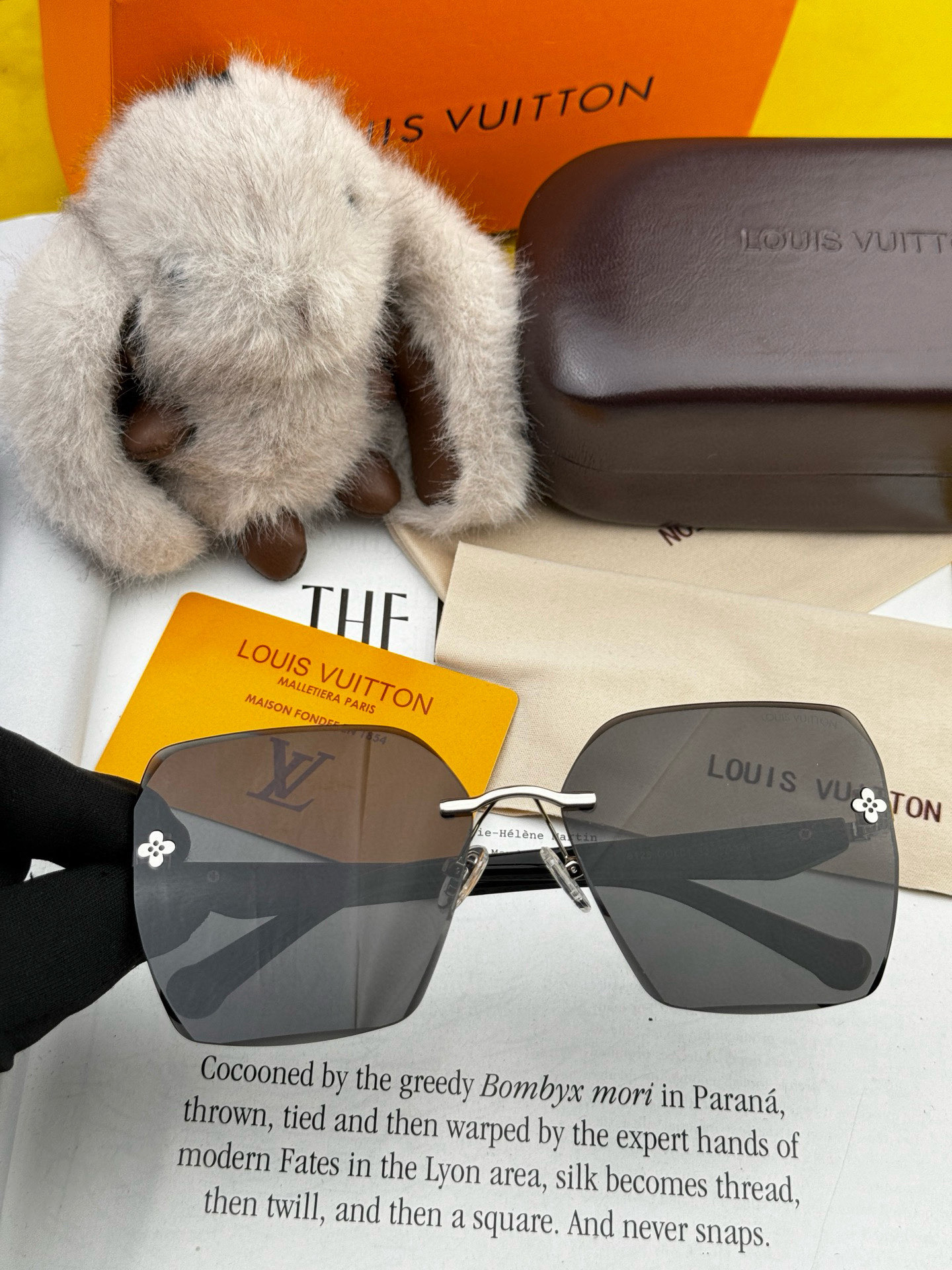 L Style 8612 Large Frame Sunglasses