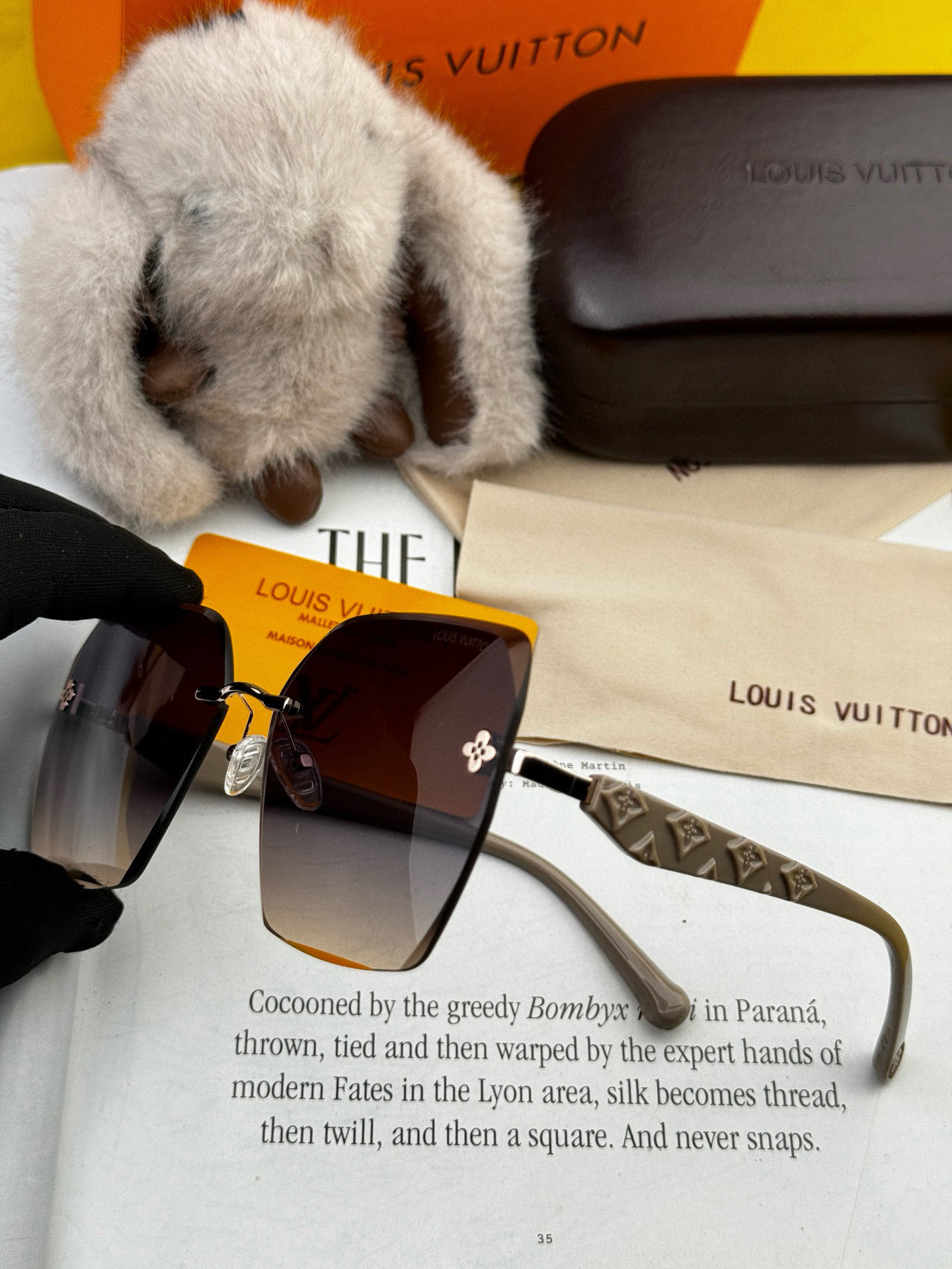 L Style 8612 Large Frame Sunglasses