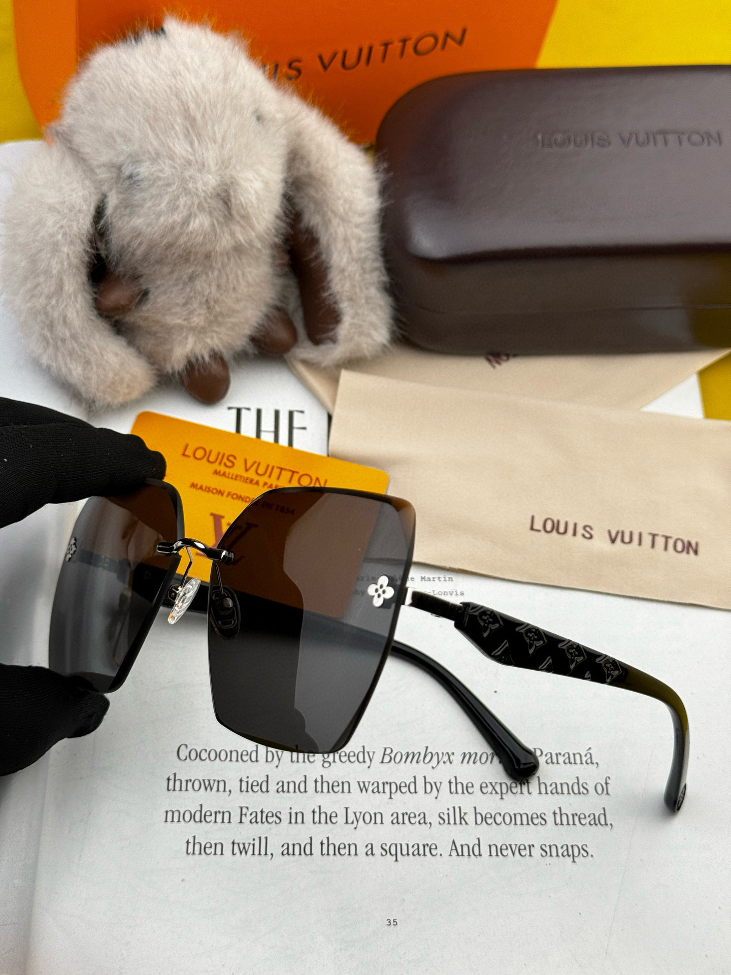 L Style 8612 Large Frame Sunglasses