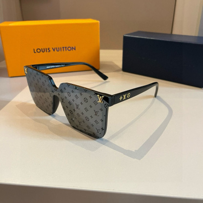 L Style: Fashionable sunglasses for men and women
