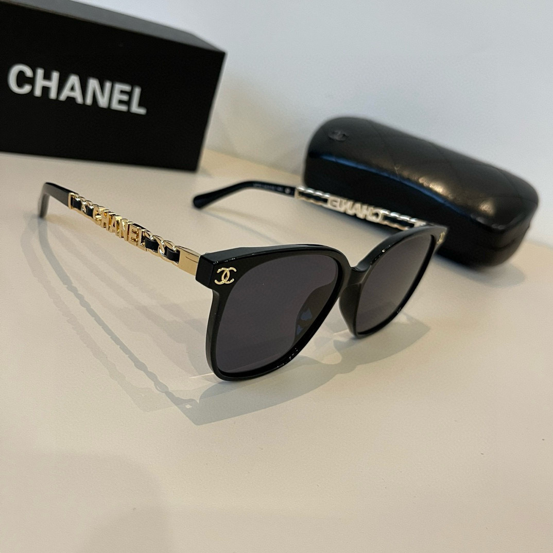 C Style Fashionable women's sunglasses