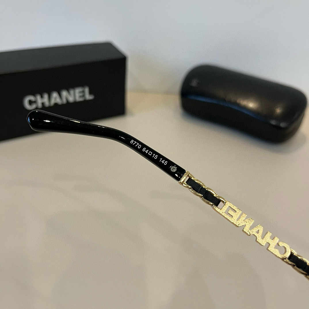 C Style Fashionable women's sunglasses