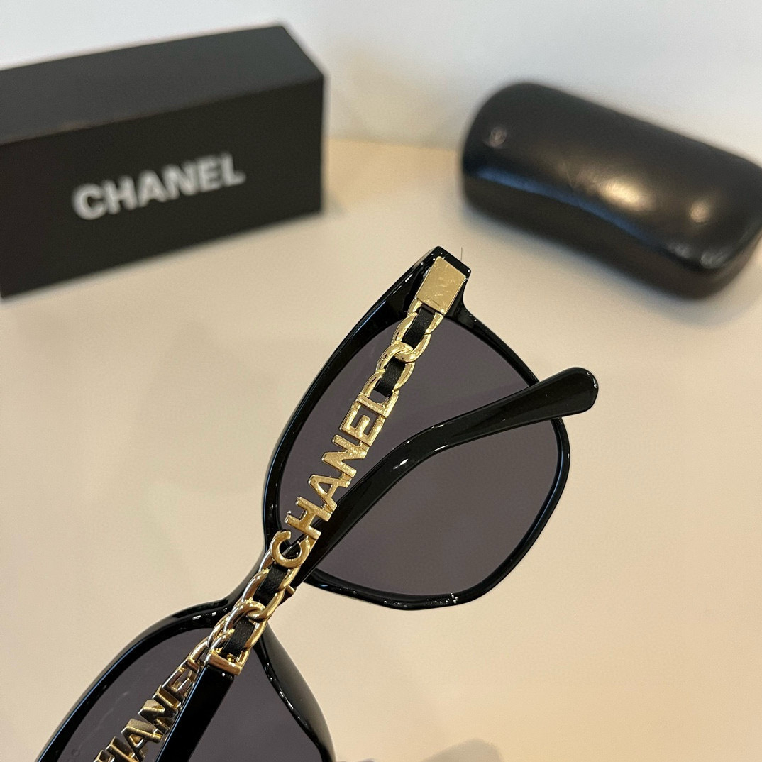 C Style Fashionable women's sunglasses