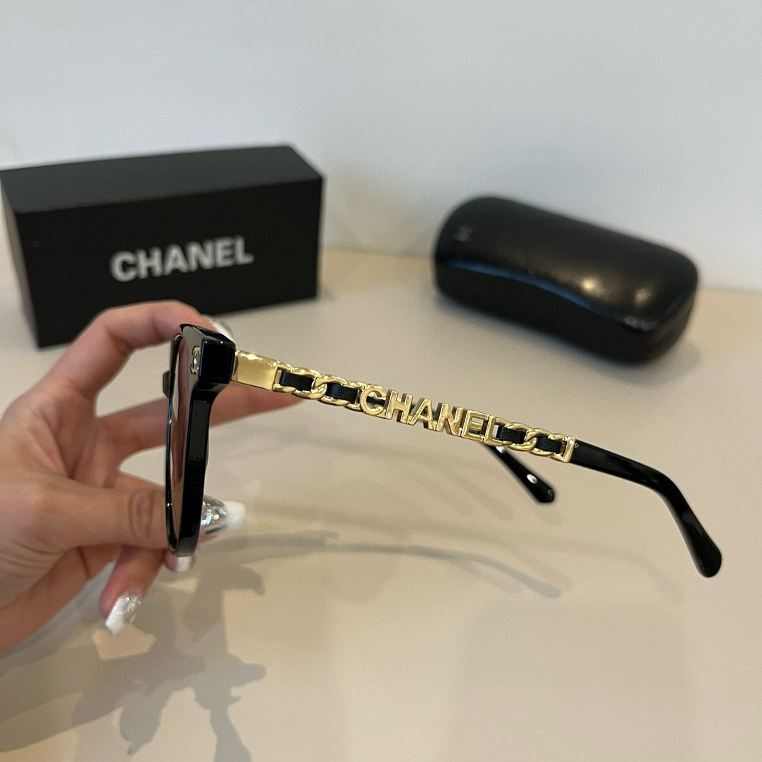 C Style Fashionable women's sunglasses