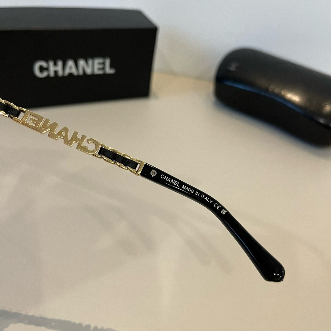 C Style Fashionable women's sunglasses