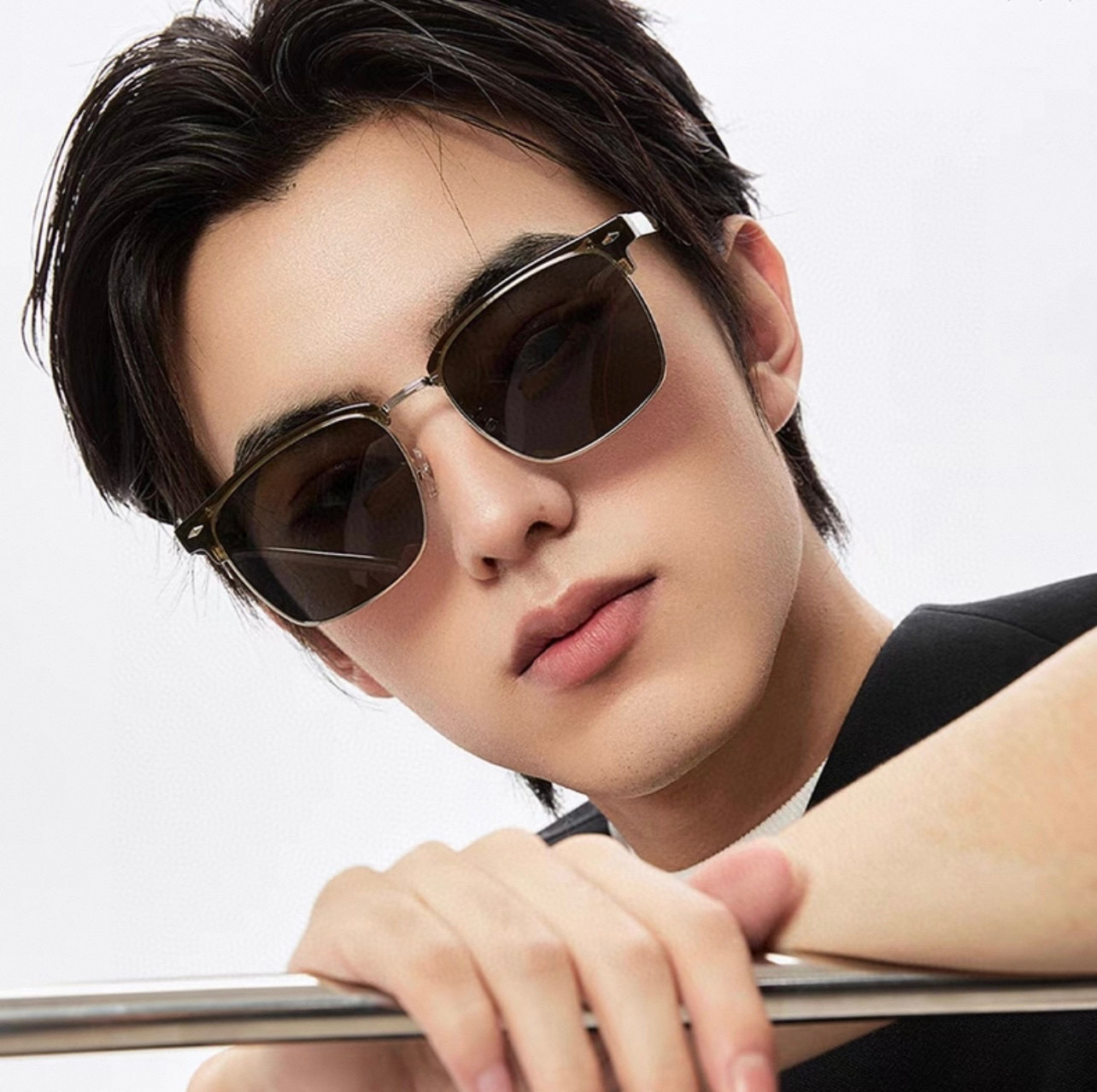 G Style:7637  Fashion square frame polarized sunglasses