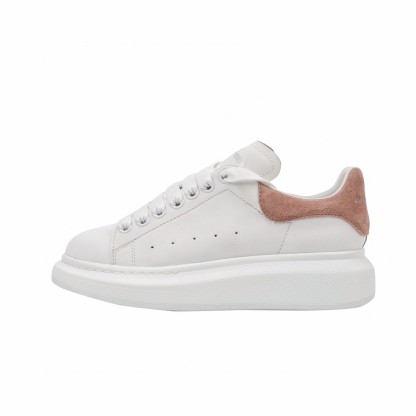 M style Low-top thick-soled casual sneakers