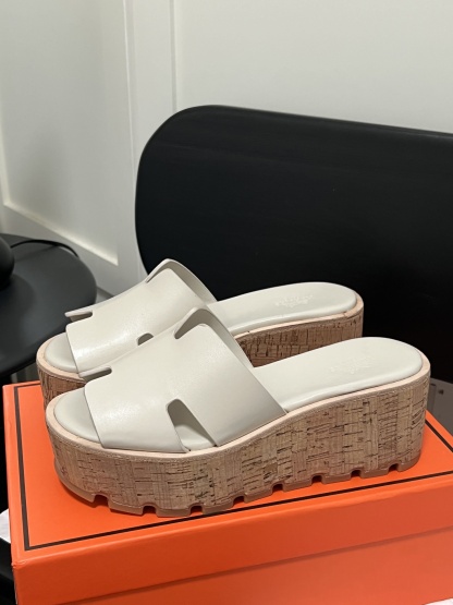 H Style: Platform wedge heel thick bottom H-shaped sandals