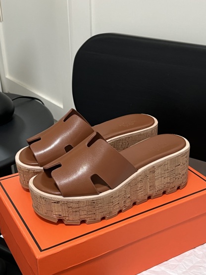 H Style: Platform wedge heel thick bottom H-shaped sandals