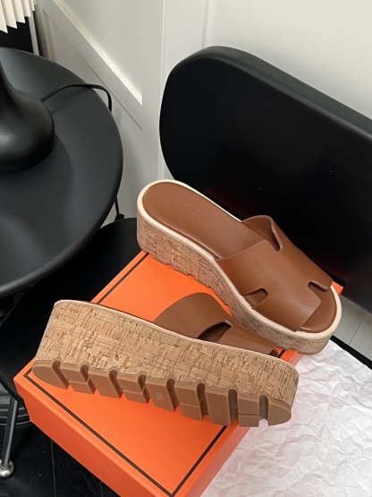 H Style: Platform wedge heel thick bottom H-shaped sandals