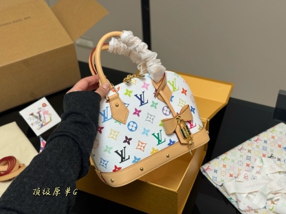 L style White tricolor alma shell 25*18cm