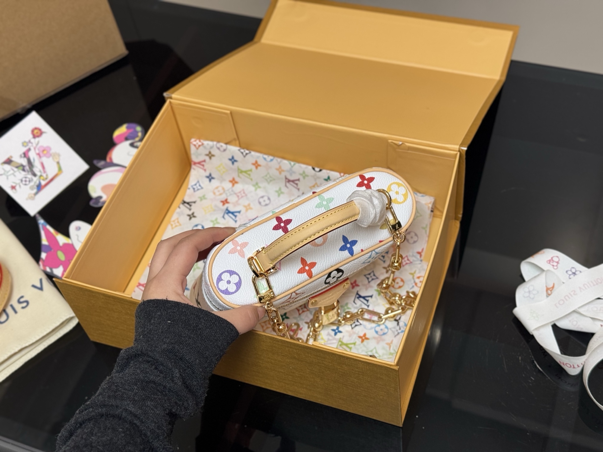 L style vanity cosmetic bag