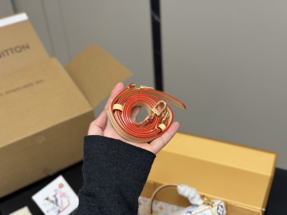 L style vanity cosmetic bag